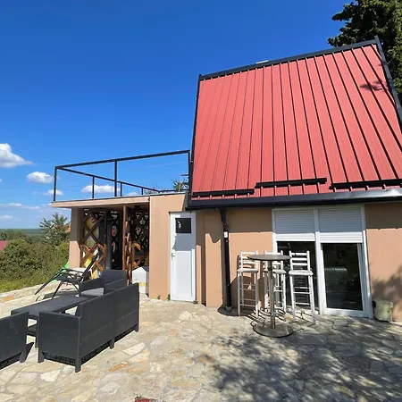 بيت للعطل Kuca Sa Pogledom